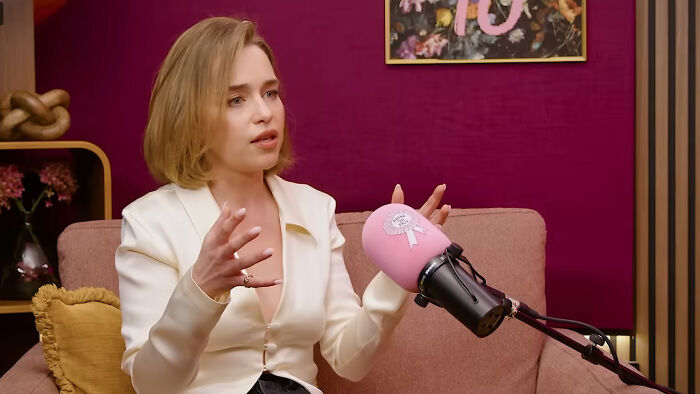 ‘Game Of Thrones’ Star Opens Up About Brutal Body Shaming That “Completely Destroyed” Her ‘Game Of Thrones’ Star Opens Up About Brutal Body Shaming That “Completely Destroyed” Her