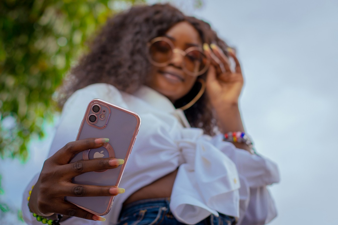 200 Good Morning Messages For Girlfriend and Boyfriend (That Actually Sound Like You) 200 Good Morning Messages For Girlfriend and Boyfriend (That Actually Sound Like You)