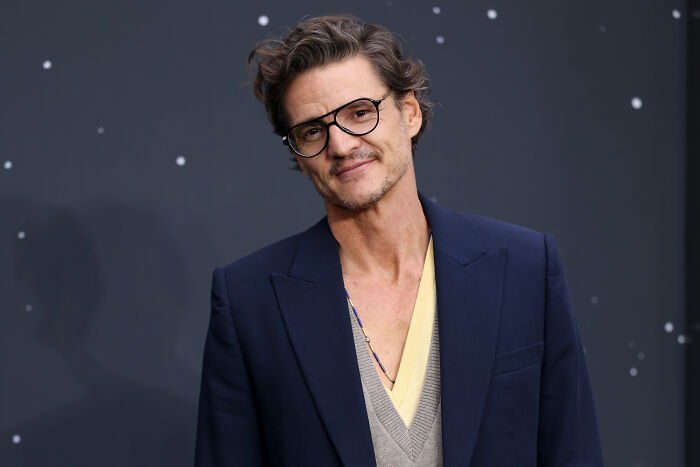 &ldquo;Lost All His Aura&rdquo;: Fans Roast Pedro Pascal Over Strange Slip-Up At New &lsquo;Star Wars&rsquo; Movie Event