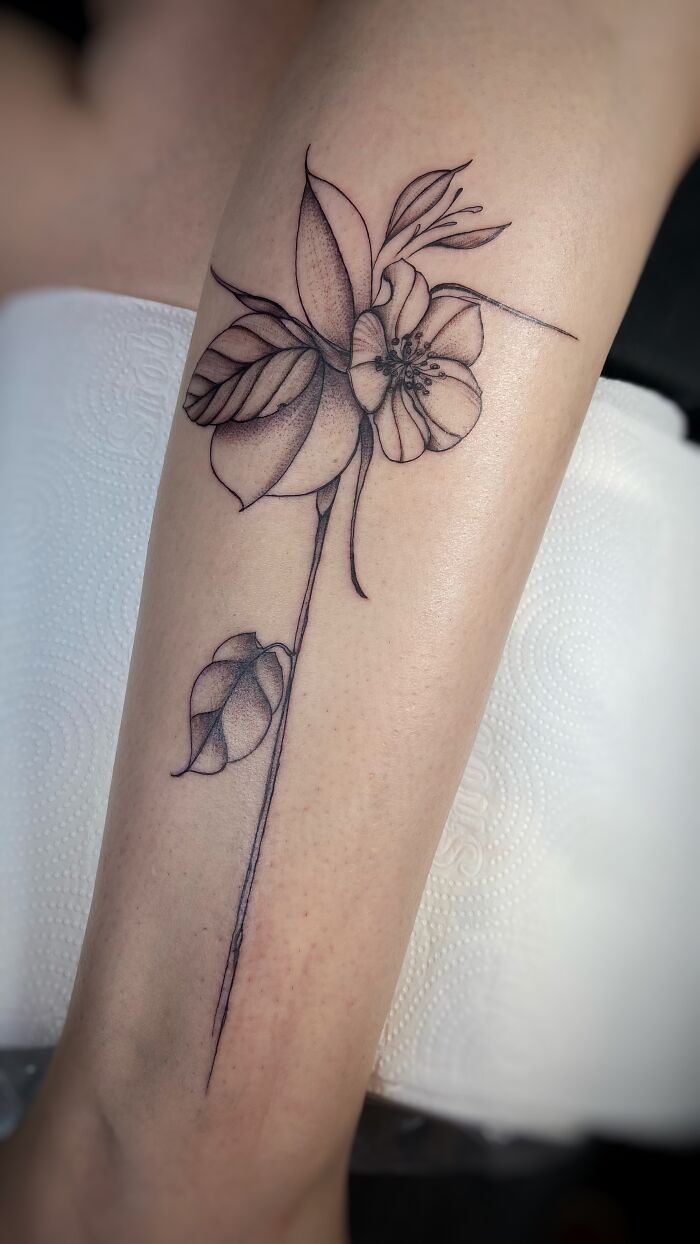 40 Botanical Tattoos That Feel Delicate And Timeless