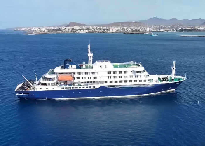 Travel Blogger Aboard Hantavirus-Stricken Cruise Trolled With Cruel Comments For 'Awkward' Video