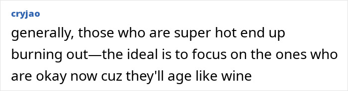 Opinion on aging and attractiveness related to Henry Cavill