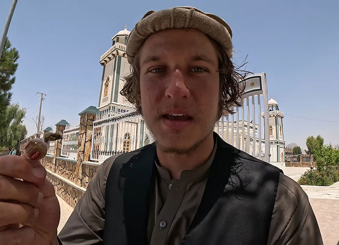 New Video Shows YouTuber's Illegal And Dangerous Stunt On Island Home To The "World's Most Isolated Tribe" New Video Shows YouTuber's Illegal And Dangerous Stunt On Island Home To The "World's Most Isolated Tribe"