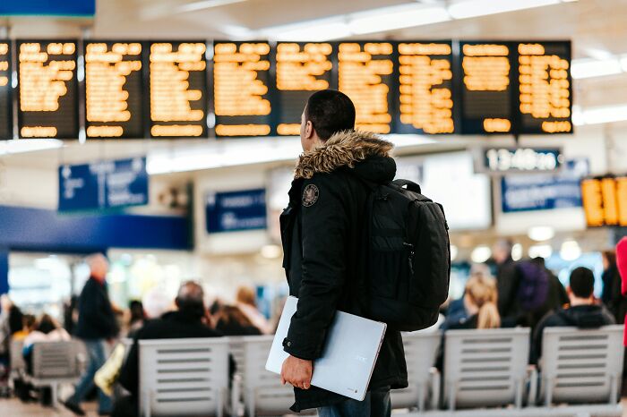 49 Travelers Shared Their Airport Wisdom And It's Gold 