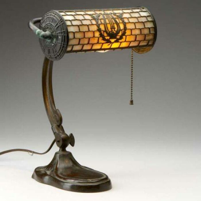 Vintage secondhand desk lamp with stained glass shade and pull chain
