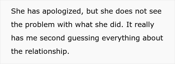 Guy Finds Out Girlfriend’s Secret, Can’t Help But Feel Absolutely Creeped Out Guy Finds Out Girlfriend’s Secret, Can’t Help But Feel Absolutely Creeped Out