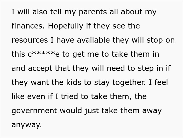 Text about parents and finances in family dispute story Text about parents and finances in family dispute story