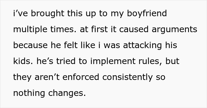 Text from a Reddit post describing conflict with a boyfriend about his kids' lack of cleaning, highlighting maid expectations.