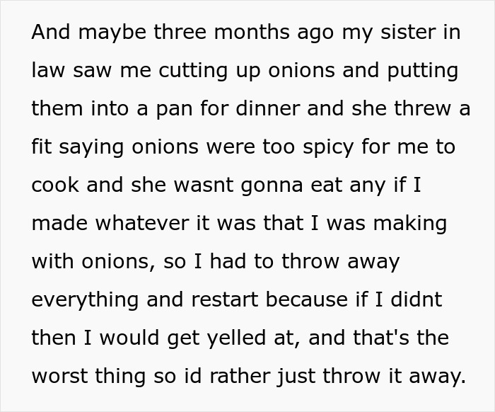 Text explaining sister in law's reaction to cutting onions and throwing fit