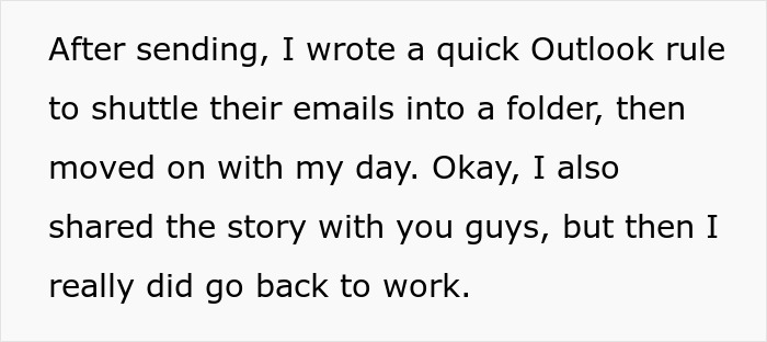 Designer Chooses Sanity Over Paycheck After Dealing With Two Unhinged MILs, Finds Seventeen E-Mails Overnight Designer Chooses Sanity Over Paycheck After Dealing With Two Unhinged MILs, Finds Seventeen E-Mails Overnight