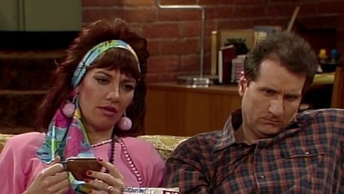 In The Sitcom Married... With Children, Protagonist Al Bundy Is Able To Support Himself, His Homemaker Wife, And Two Children On The Income He Earns As A Shoe Salesman In A Strip Mall In The Suburbs Of Chicago. Was This At All Realistic For The Late 1980s/Early 1990s?