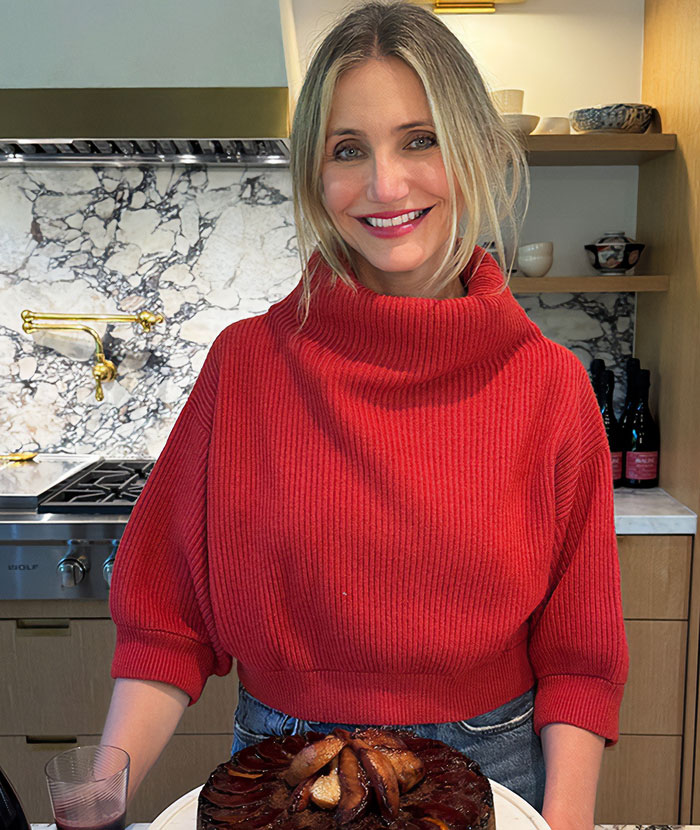 Cameron Diaz inicia debate sobre barriga de aluguel após dar as boas-vindas ao terceiro filho aos 53 anos