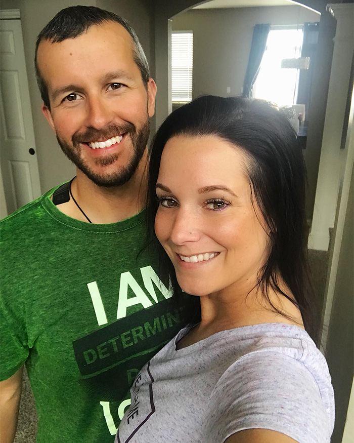 Textos nunca antes vistos que a esposa de Chris Watts enviou antes que ele terminasse com ela e a vida de seus dois filhos são reveladas