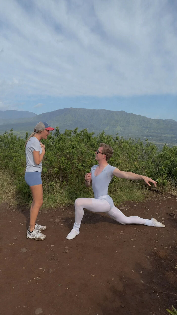 People Saw This Woman’s Proposal Pic And Couldn’t Resist Making These 42 Hilarious Edits