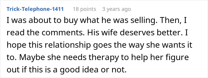 A Reddit comment discusses a man who leaves his wife, mentioning his regret and a therapy suggestion.