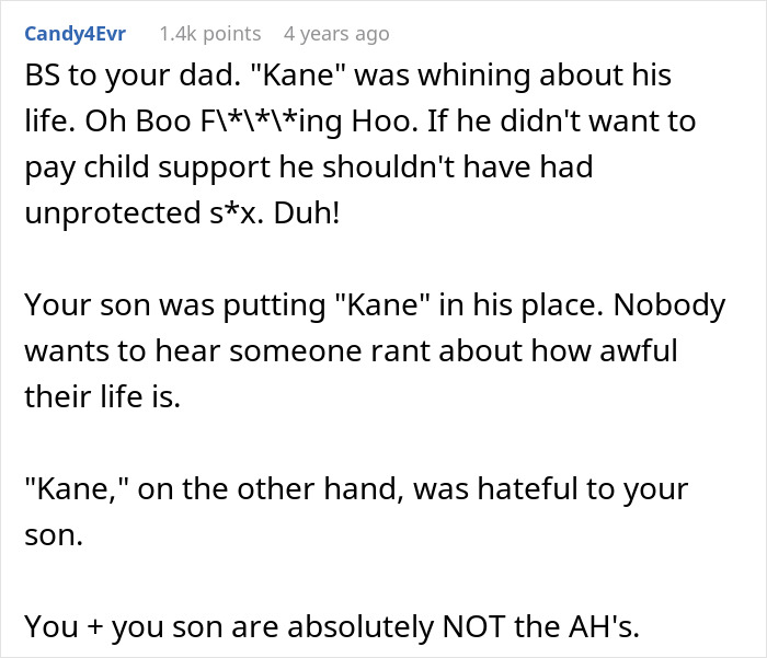 Teen Claps Back After Cousin Makes Fun Of Him At Dinner, Leaving Everyone Awkwardly Silent