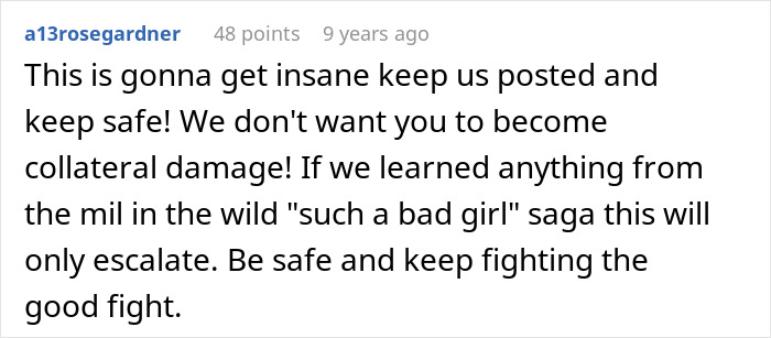 Comment warning about escalating wedding cake obsession situation Comment warning about escalating wedding cake obsession situation
