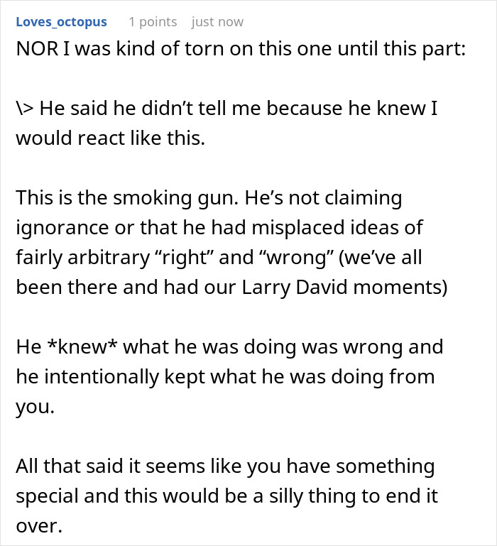 Woman Over The Moon After Guy Proposes, But One Message From A Family Member Makes Everything Way Worse Woman Over The Moon After Guy Proposes, But One Message From A Family Member Makes Everything Way Worse