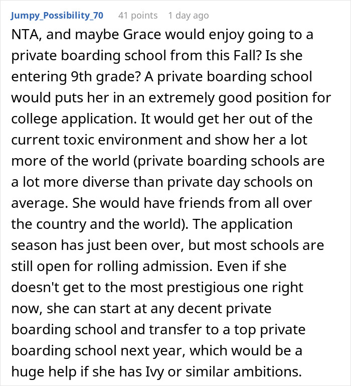 Text from an online forum suggesting a private boarding school for a niece, hinting at family jealousy.