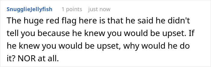 Woman Over The Moon After Guy Proposes, But One Message From A Family Member Makes Everything Way Worse Woman Over The Moon After Guy Proposes, But One Message From A Family Member Makes Everything Way Worse