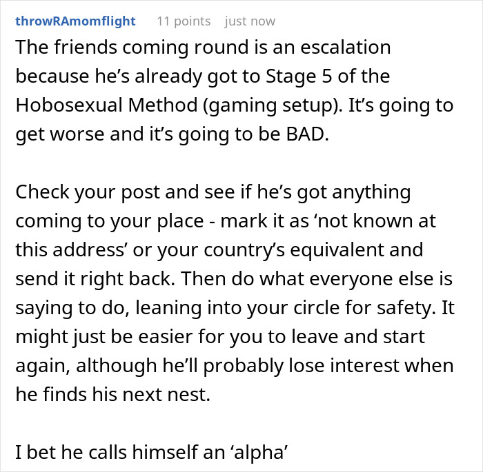 Guy Is Baffled After Girlfriend Calls Him Out On His Strange Behavior: "You Basically Live In My Apartment" Guy Is Baffled After Girlfriend Calls Him Out On His Strange Behavior: "You Basically Live In My Apartment"