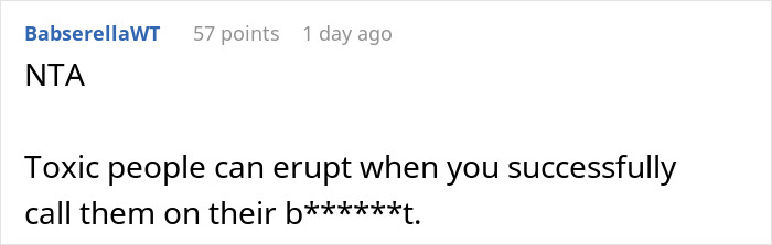 Comment calling out toxic behavior related to cleaning criticism by mom Comment calling out toxic behavior related to cleaning criticism by mom