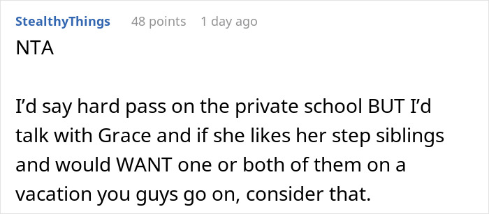 A screenshot of a Reddit comment, where a user gives advice on step-siblings getting jealous, discussing wealthy woman family dynamics.