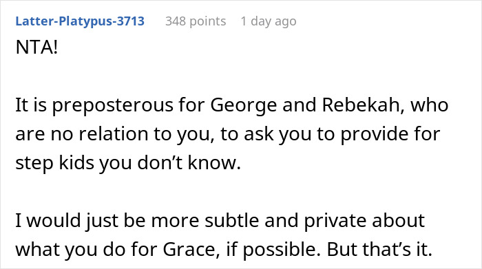 An online comment supporting a wealthy woman who spoils her niece, suggesting jealousy from stepsiblings.