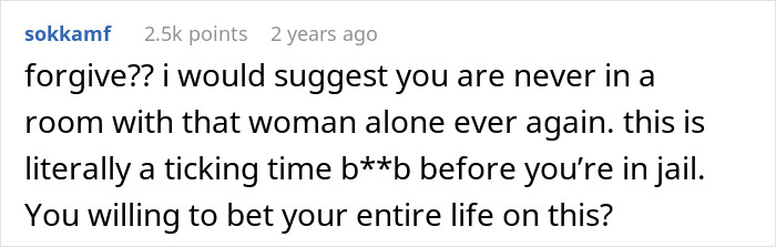 Reddit comment giving advice related to a postpartum wife situation, discussing potential divorce and legal issues.