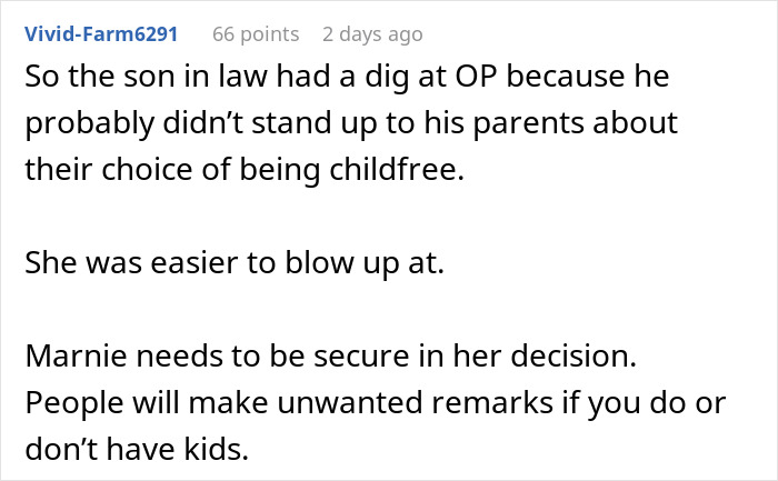 Childfree Daughter Wants Mom To Treat Her Dogs Like Grandkids, Unleashes A Family Jealousy Feud Childfree Daughter Wants Mom To Treat Her Dogs Like Grandkids, Unleashes A Family Jealousy Feud