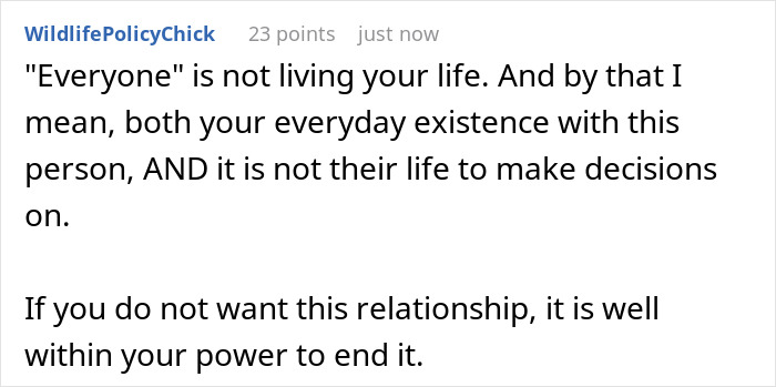 Woman Can't Stand Her Boyfriend Over His Weird And Entitled Behavior: "This Triggers Me So Much" Woman Can't Stand Her Boyfriend Over His Weird And Entitled Behavior: "This Triggers Me So Much"