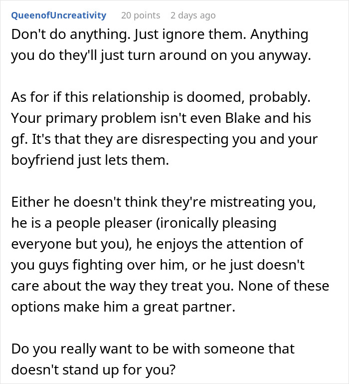 Woman Creeped Out By BF’s Best Friend’s Behavior Towards Her That He Just Accepts Woman Creeped Out By BF’s Best Friend’s Behavior Towards Her That He Just Accepts