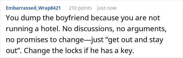 Guy Is Baffled After Girlfriend Calls Him Out On His Strange Behavior: "You Basically Live In My Apartment" Guy Is Baffled After Girlfriend Calls Him Out On His Strange Behavior: "You Basically Live In My Apartment"