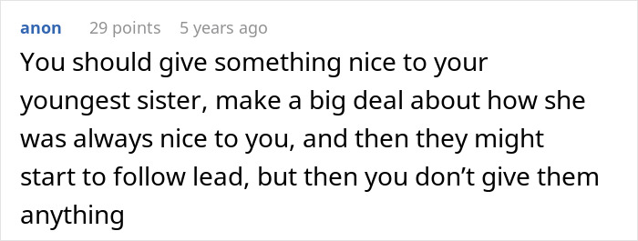 Comment suggesting to reward youngest sister to encourage siblings, but not share money Comment suggesting to reward youngest sister to encourage siblings, but not share money