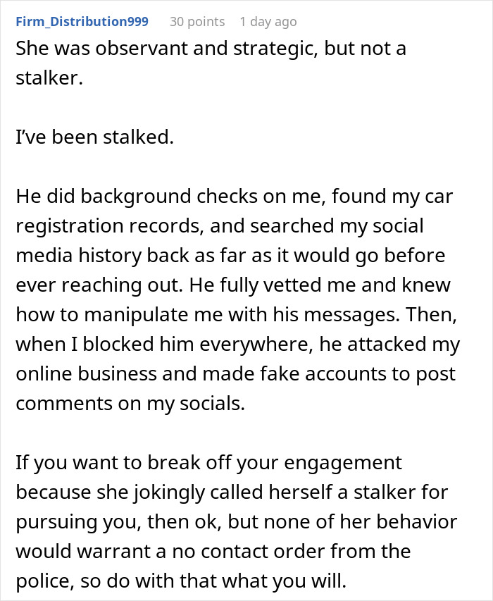 Guy Finds Out Girlfriend’s Secret, Can’t Help But Feel Absolutely Creeped Out Guy Finds Out Girlfriend’s Secret, Can’t Help But Feel Absolutely Creeped Out