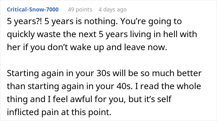 A Reddit comment about a guy's honeymoon behavior, advising him to leave his wife. It touches on people questioning his sanity.