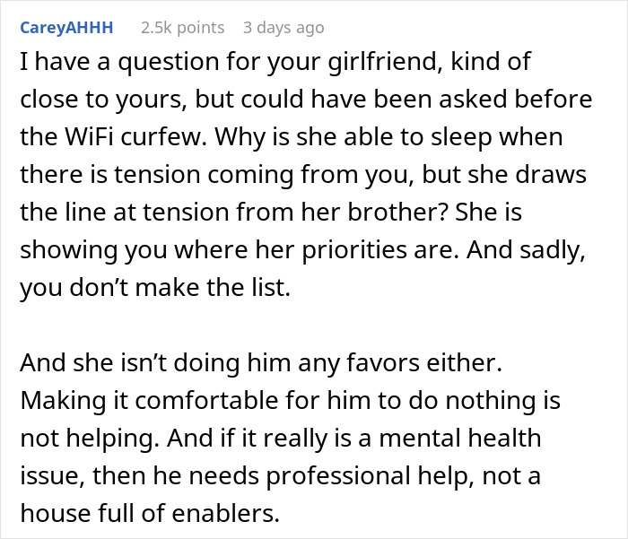 Guy Gives GF An Ultimatum After Getting Fed Up With Her Freeloading Brother Who Refuses To Be An Actual Adult