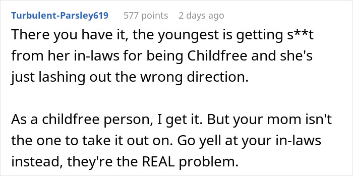Childfree Daughter Wants Mom To Treat Her Dogs Like Grandkids, Unleashes A Family Jealousy Feud Childfree Daughter Wants Mom To Treat Her Dogs Like Grandkids, Unleashes A Family Jealousy Feud
