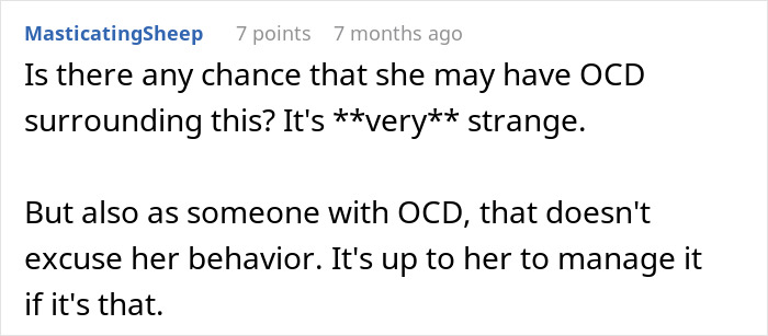 Comment discussing OCD behavior in restaurant tantrum