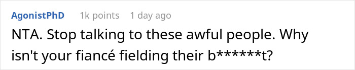 A screenshot of a Reddit comment advising a SAHM about family harassment over debts, suggesting her fianc&eacute; handle it.
