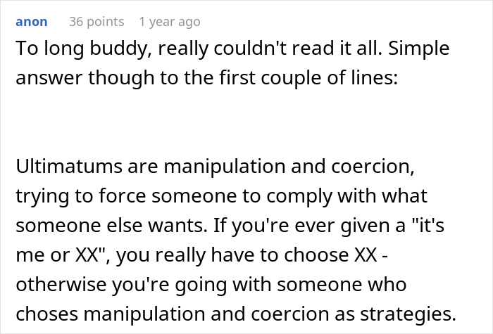 Reddit comment advises a guy on his manipulative fianc&eacute;e, discussing manipulation and coercion tactics in relationships.
