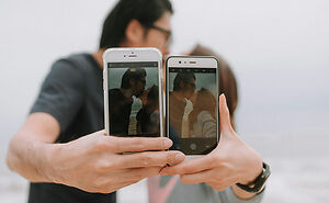 Signs That You’re Stuck In A Textlationship