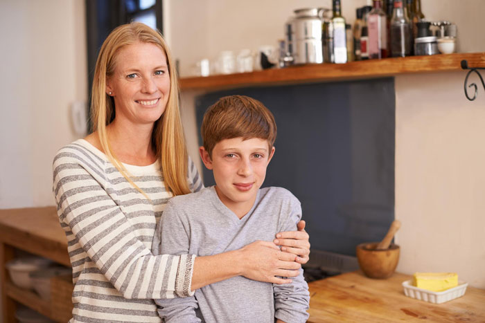 Son Unfairly Abandoned By Dad Reveals The Truth To His New Wife, Leads To Marriage Falling Apart Son Unfairly Abandoned By Dad Reveals The Truth To His New Wife, Leads To Marriage Falling Apart