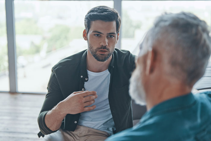 Son Unfairly Abandoned By Dad Reveals The Truth To His New Wife, Leads To Marriage Falling Apart Son Unfairly Abandoned By Dad Reveals The Truth To His New Wife, Leads To Marriage Falling Apart