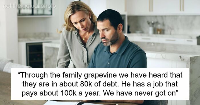 Couple Pay For Luxury Trips But Won’t Fund Their Own Sick Kid, Get Mad As Relatives Won’t “Chip In”