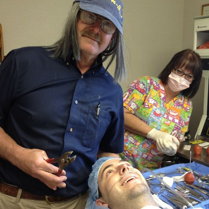 My Coworker Got His Wisdom Teeth Removed The Other Day, The Doctor Said He Would Take A Funny Picture While He Was Under Anesthesia... My God