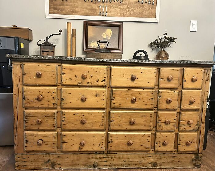 A Family Friend Gave It To Me, And I’d Like To Learn More About It