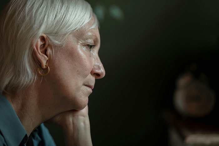 47 Older People That Chose Not To Have Kids Reveal If They Regret The Decision Now