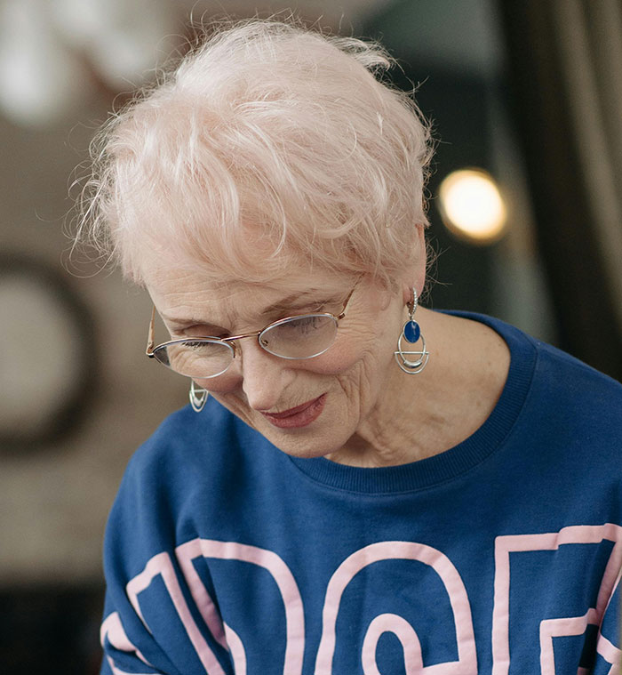 47 Older People That Chose Not To Have Kids Reveal If They Regret The Decision Now