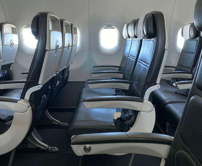 Family Shows Up 30 Minutes Late To Flight, Then Demands Man Gives Up His Seat